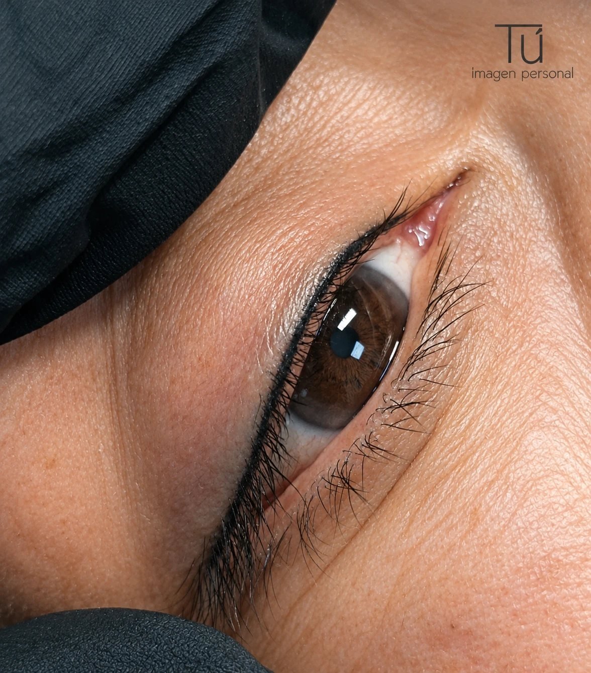 Micropigmentación de ojos: delineado semipermanente en Valladolid